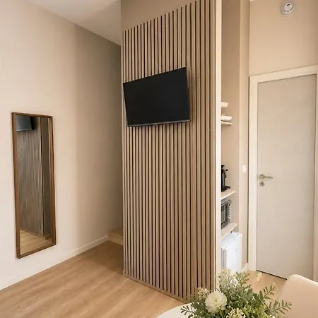 Apartahotel Gaia Vicino Al Centro Con Parcheggio Privato 4*
