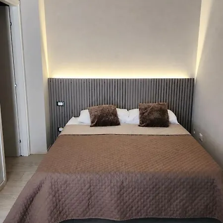 Gaia Vicino Al Centro Con Parcheggio Privato Apartahotel Turín